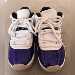 Women’s Air Jordan 11 Retro Low 5.5